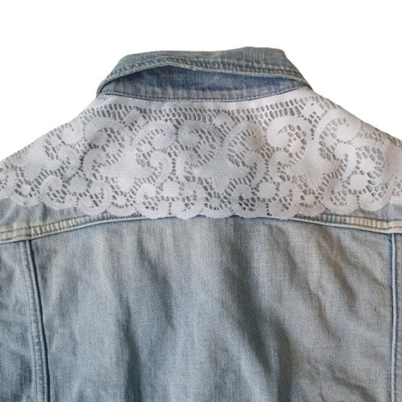 Size L 12 Designer Cropped Distressed Denim & Lace Jacket - Picture 9 of 15